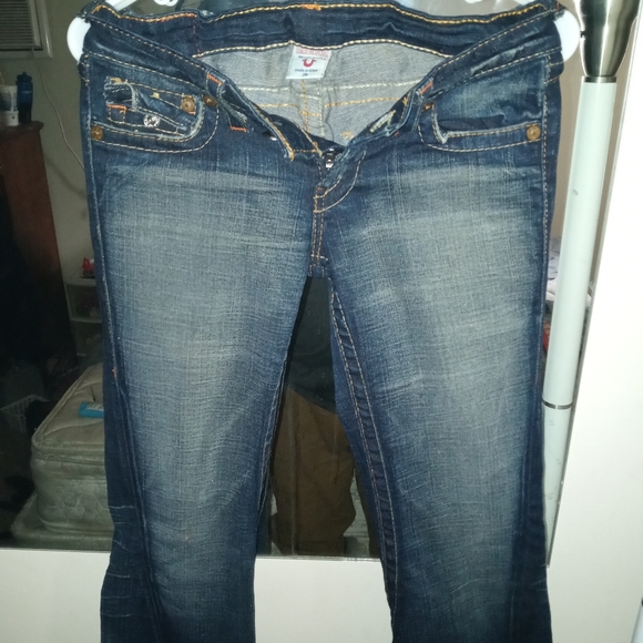 Clothes. - Picture 13 of 16